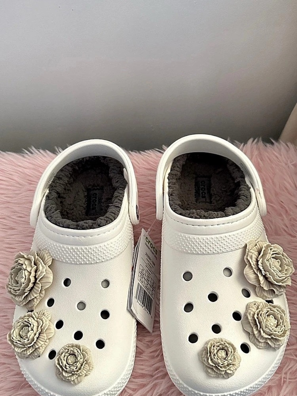 Crocs Classic White Lined Clog NWT